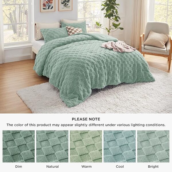 Bedsure Fluffy Queen Comforter Set, Sage Green Sherpa Fleece Bedding Comforter Set - Image 4